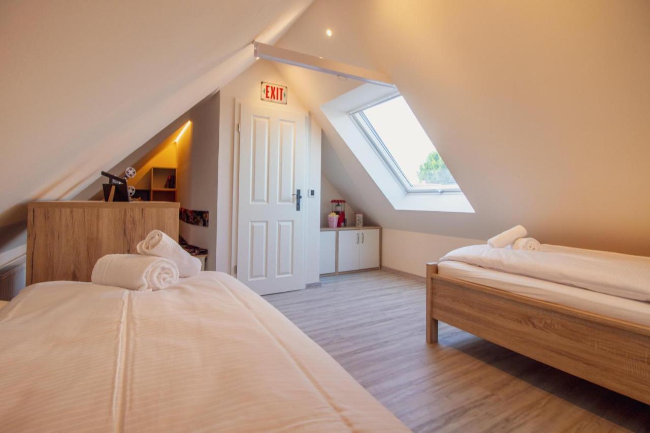 Up Besöök - Rapsblüte Apartman Krummhörn Kültér fotó